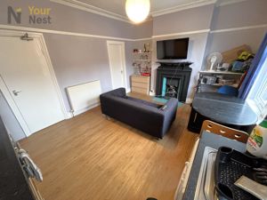 Photo 7- click for photo gallery